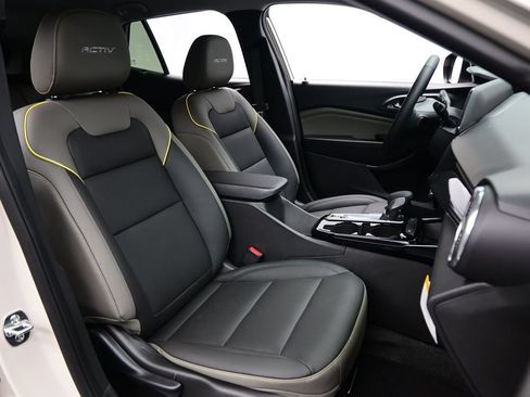 New 2026 Chevrolet Trax ACTIV w/ Driver Confidence Package FWD image 11