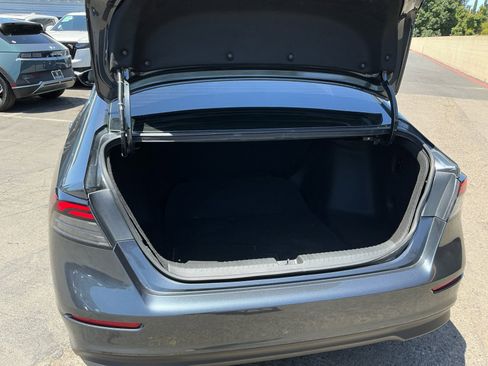 Used 2024 Honda Accord LX image 25