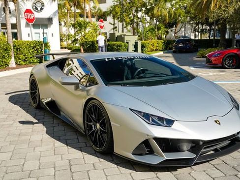Used 2020 Lamborghini Huracan EVO AWD/4WD image 35