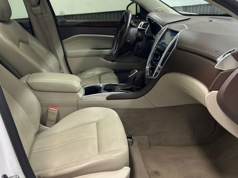 Used 2013 Cadillac SRX Premium image 15