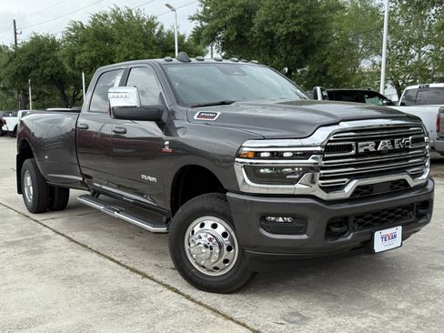 New 2026 RAM 3500 Laramie AWD/4WD image 2