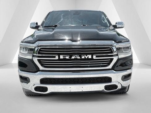 Used 2019 RAM 1500 Laramie AWD/4WD image 2