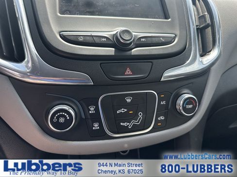 Used 2020 Chevrolet Equinox LS AWD/4WD image 17