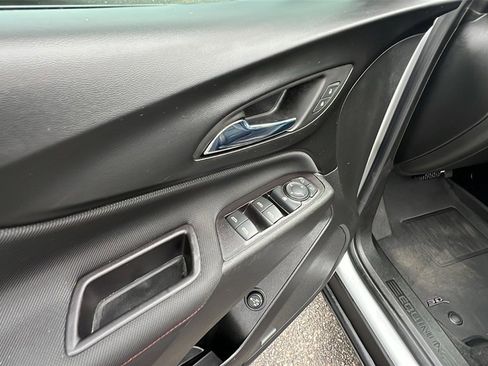 Used 2022 Chevrolet Equinox RS w/ RS Leather Package image 12