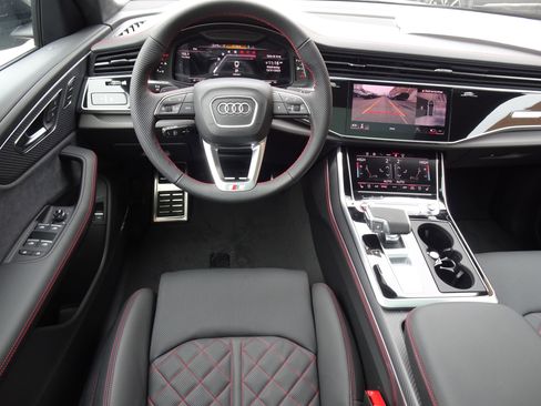 New 2026 Audi SQ8 Prestige image 5