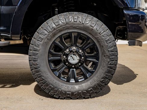 Used 2021 Ford F250 Platinum w/ Tremor Off-Road Package image 11