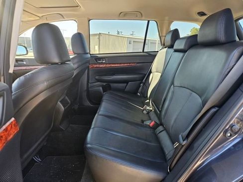 Used 2012 Subaru Outback 3.6R Limited w/ Moonroof Pkg image 5
