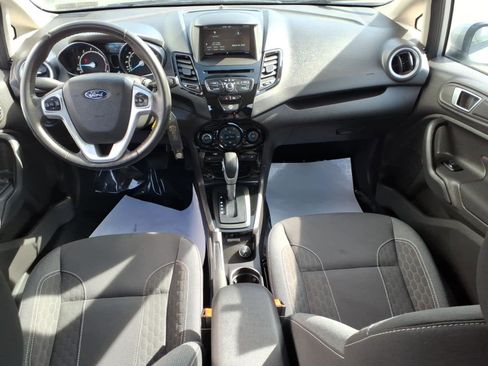 Used 2014 Ford Fiesta SE w/ Equipment Group 201A image 8