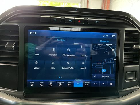 Used 2022 Ford F150 Lariat w/ Equipment Group 502A High AWD/4WD image 20