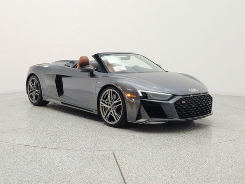 Certified 2021 Audi R8 V10 performance AWD/4WD image 3