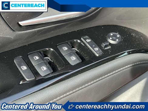 Used 2023 Hyundai Tucson Limited AWD/4WD image 15