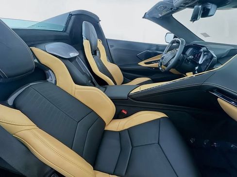 Used 2024 Chevrolet Corvette Z06 w/ Stealth Interior Trim Package RWD image 26