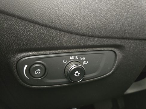 Certified 2022 Chevrolet Equinox LT image 26