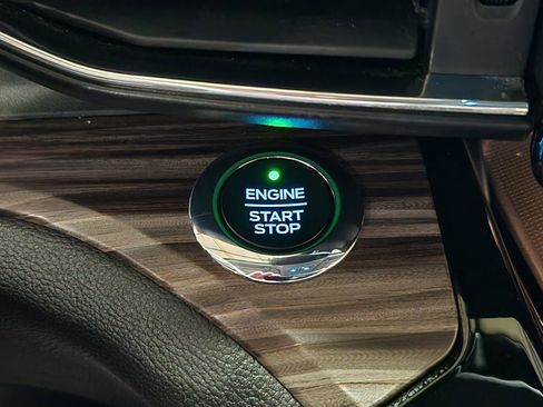 Used 2021 Ford Explorer Limited w/ Equipment Group 301A RWD image 40