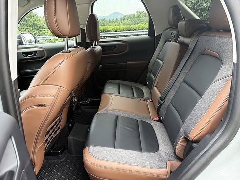 Used 2023 Ford Bronco Sport Outer Banks AWD/4WD image 12