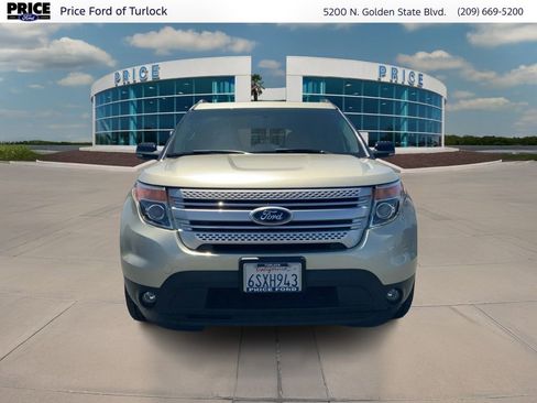 Used 2011 Ford Explorer XLT w/ 202A Rapid Spec Order Code FWD image 2