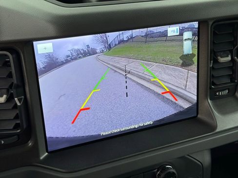 Used 2024 Ford Bronco Big Bend w/ Sasquatch Package image 40