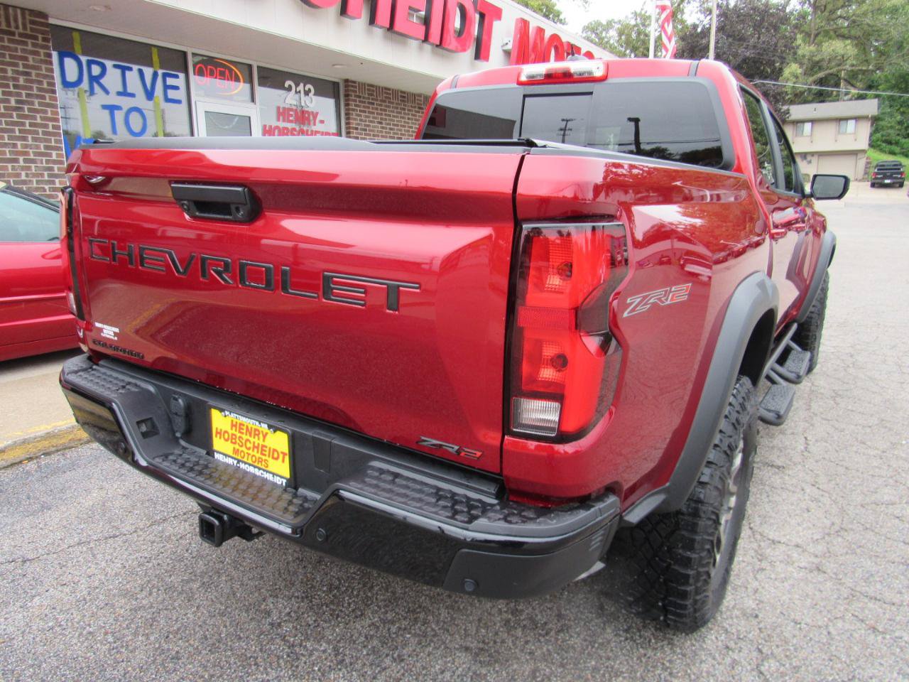 Used 2024 Chevrolet Colorado ZR2 w/ ZR2 Convenience Package III AWD/4WD image 12