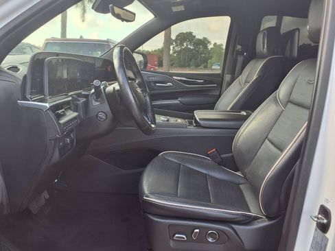 Used 2023 Cadillac Escalade Sport w/ LPO, ONYX Package AWD/4WD image 25