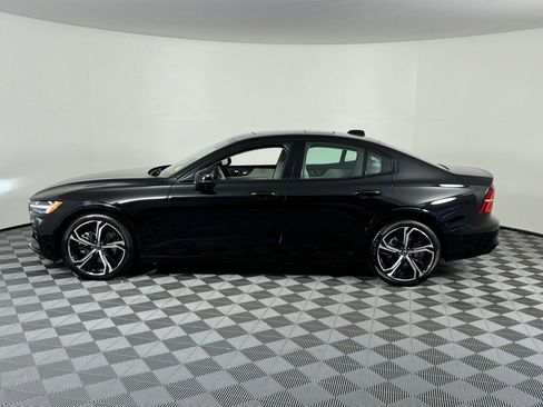 New 2024 Volvo S60 B5 Plus w/ Climate Package image 10
