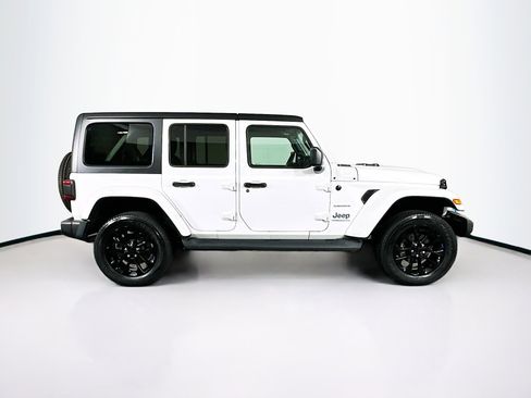 Used 2023 Jeep Wrangler Sahara w/ Cold Weather Group image 10