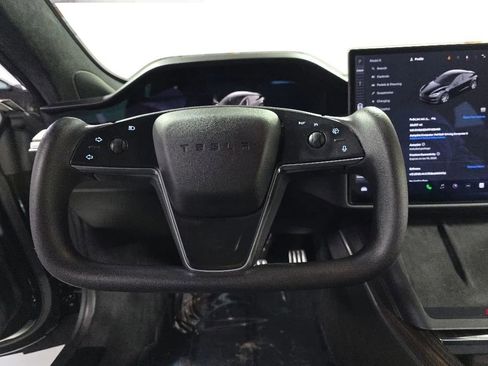 Used 2023 Tesla Model S Standard Range image 15