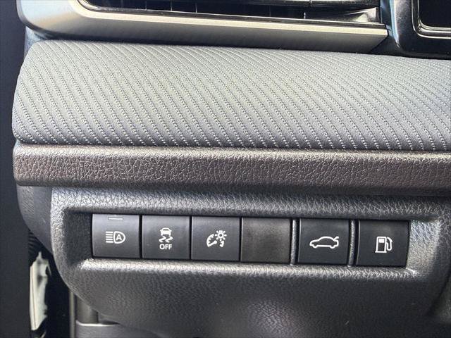 Certified 2025 Toyota Camry SE FWD image 21