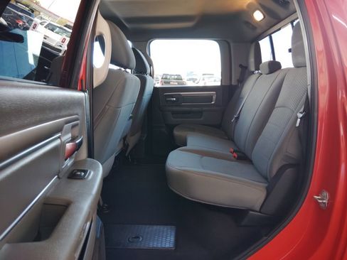Used 2019 RAM 1500 Classic SLT RWD image 19