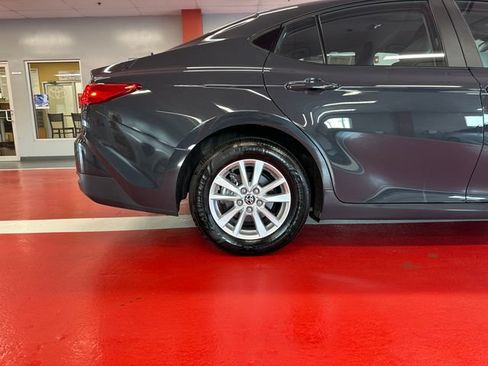 Used 2025 Toyota Camry LE w/ Convenience Package AWD/4WD image 29