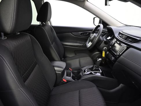 Used 2019 Nissan Rogue S AWD/4WD image 16