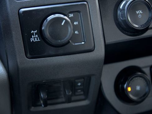 Used 2022 Ford F250 XL w/ Power Equipment Group image 26