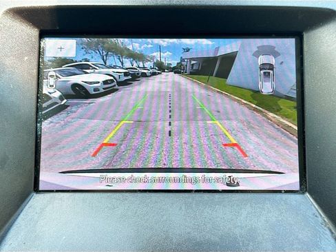 Used 2019 Ford Edge Titanium w/ Equipment Group 301A FWD image 15