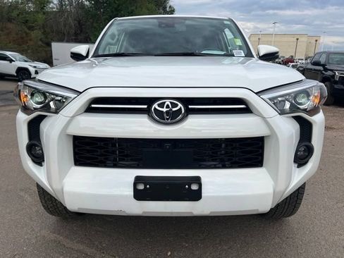 Used 2023 Toyota 4Runner SR5 Premium w/ SR5 Premium Package AWD/4WD image 9