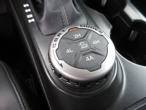 Used 2022 Ford Bronco Everglades AWD/4WD image 21