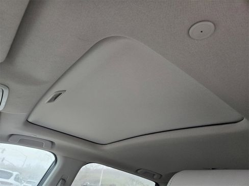 Used 2025 Honda CR-V EX-L image 21