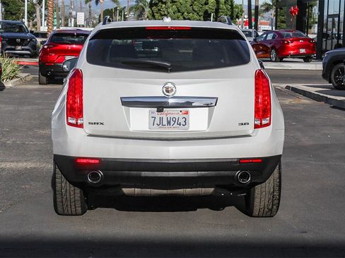 Used 2015 Cadillac SRX FWD image 5