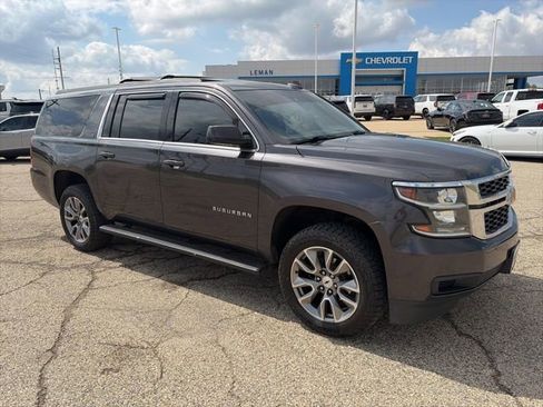 Used 2018 Chevrolet Suburban LT AWD/4WD image 2