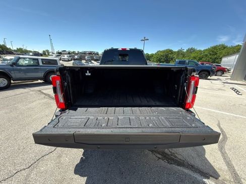 Used 2024 Ford F450 Platinum w/ FX4 Off-Road Package AWD/4WD image 15
