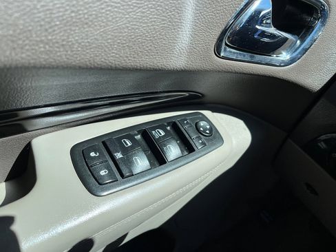 Used 2011 Dodge Durango Crew AWD/4WD image 22