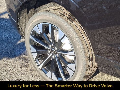 Used 2026 Volvo XC60 B5 Plus w/ Protection Package Premier AWD/4WD image 6