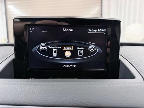 Used 2018 Audi Q3 2.0T Premium FWD image 17