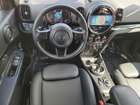 Used 2023 MINI Cooper Countryman S FWD image 6
