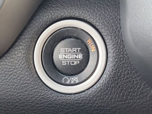 Used 2023 RAM 2500 Big Horn w/ Level B Equipment Group image 17