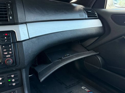 Used 2005 BMW M3 Coupe RWD image 50