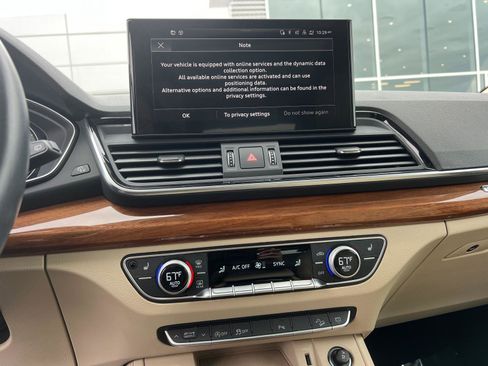 Used 2022 Audi Q5 2.0T Premium Plus w/ Premium Plus Package image 29