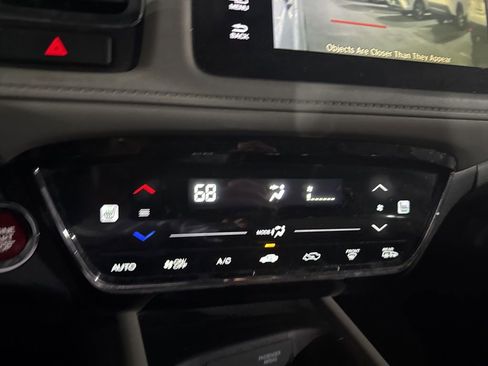 Used 2016 Honda HR-V EX image 14