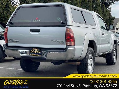 Used 2005 Toyota Tacoma PreRunner RWD image 4