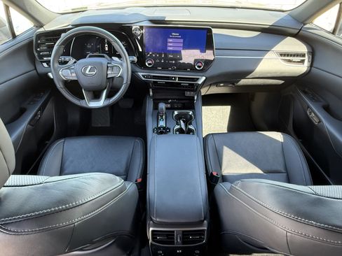 Certified 2025 Lexus RX 350 w/ Convenience Package image 28