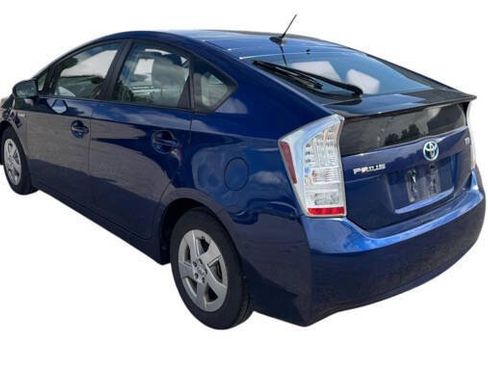 Used 2010 Toyota Prius Three w/ Solar Roof Pkg FWD image 3