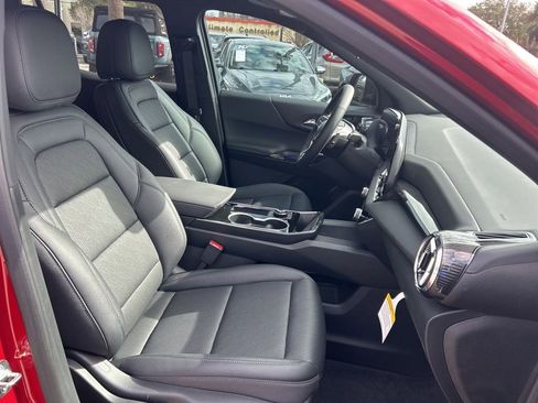New 2026 Chevrolet Equinox LT w/ Convenience Package II AWD/4WD image 23